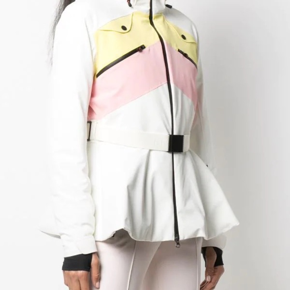 Perfect moment niseko peplum jacket size XSmall